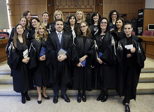 TRIBUNALE DI TRENTO (TRENTO)
12.11.2018
GIURAMENTO SOLENNE NEO AVVOCATI E CONSEGNA MICHELETTO D